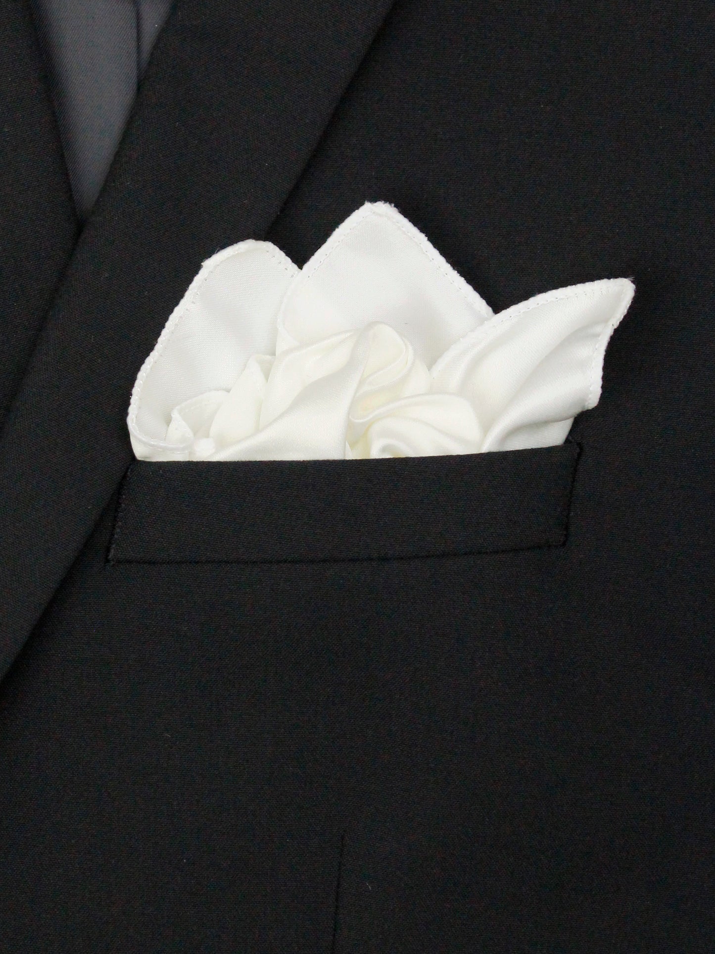 Heritage House 36268 Pocket Square - Solid - Ivory