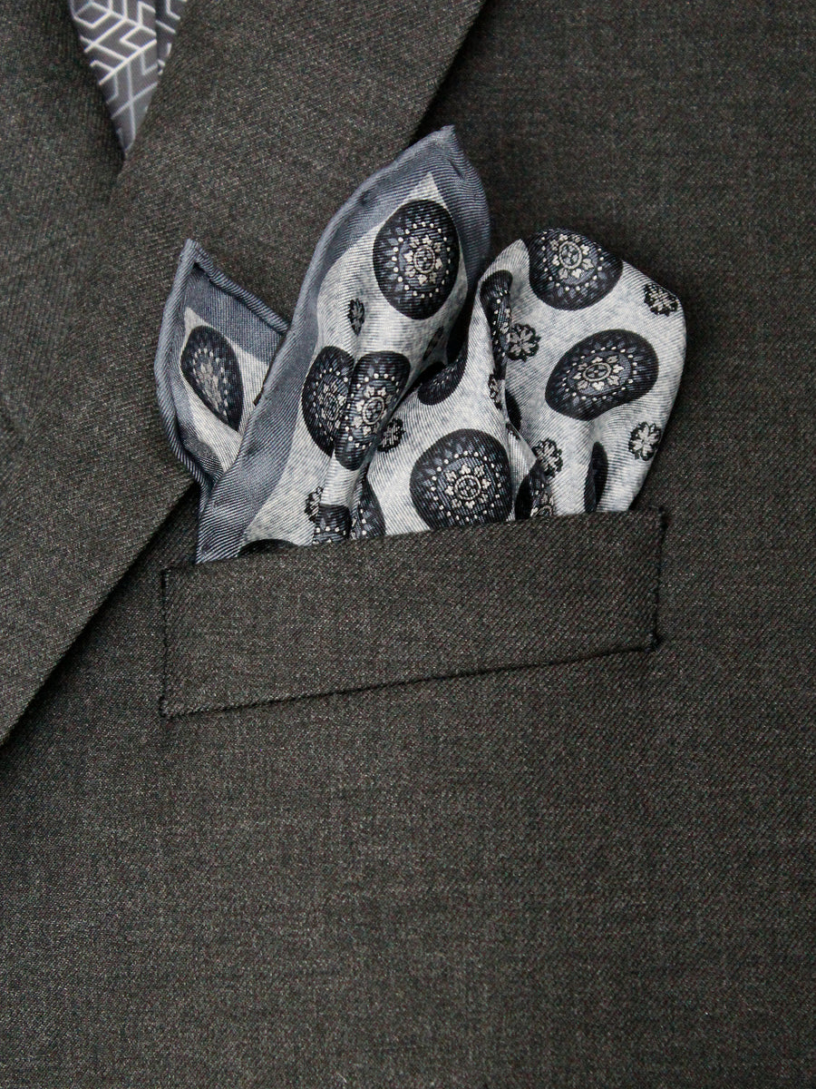 Heritage House Pocket Square 35271 - Medallion Neat - Grey/Silver