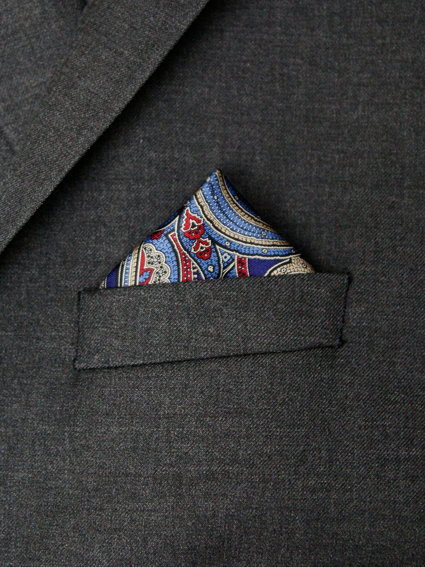 Heritage House Pocket Square 35276 - Medallion Windowpane - Red/Navy