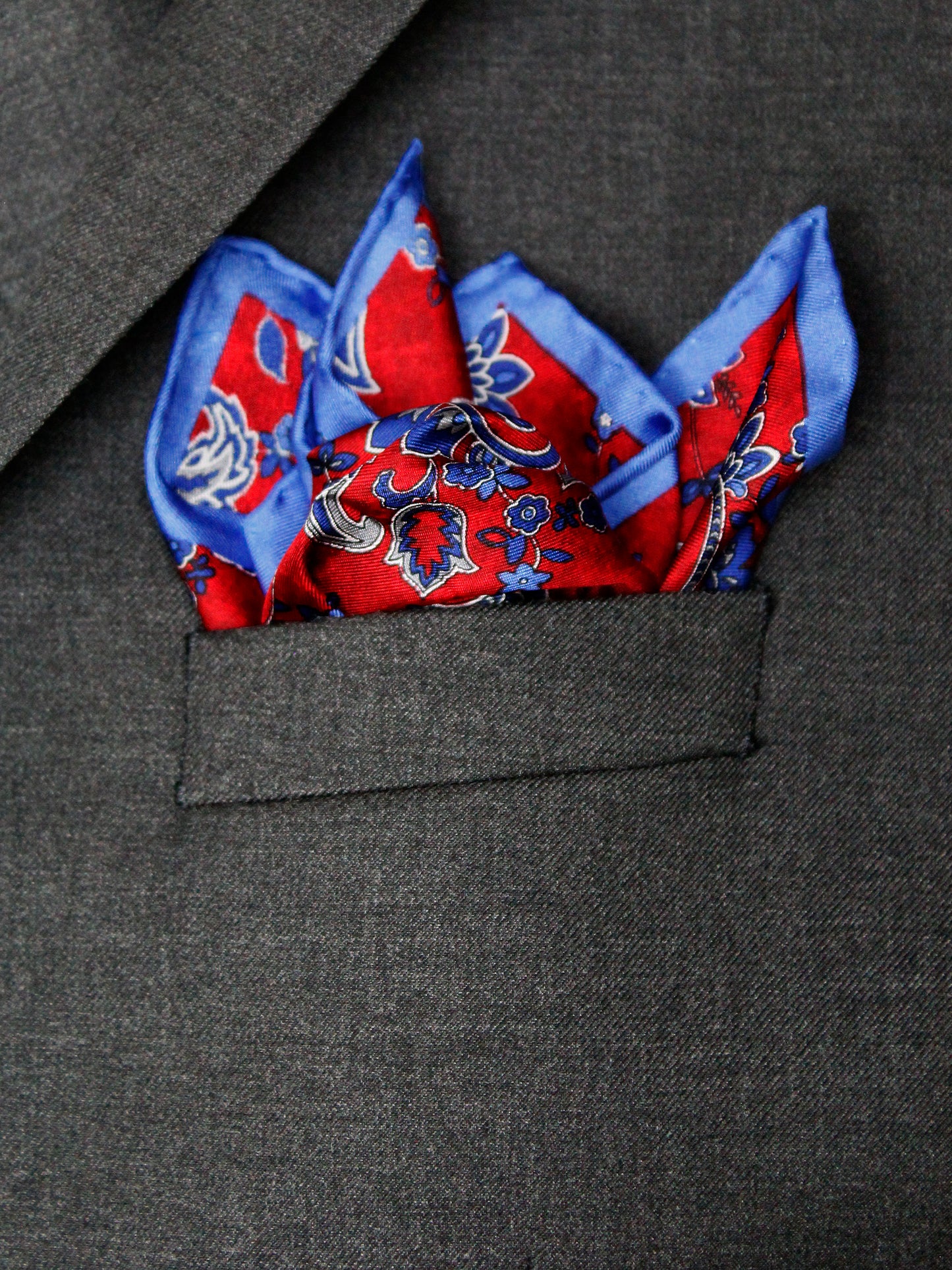 Heritage House Pocket Square 35283 - Paisley - Red/Navy