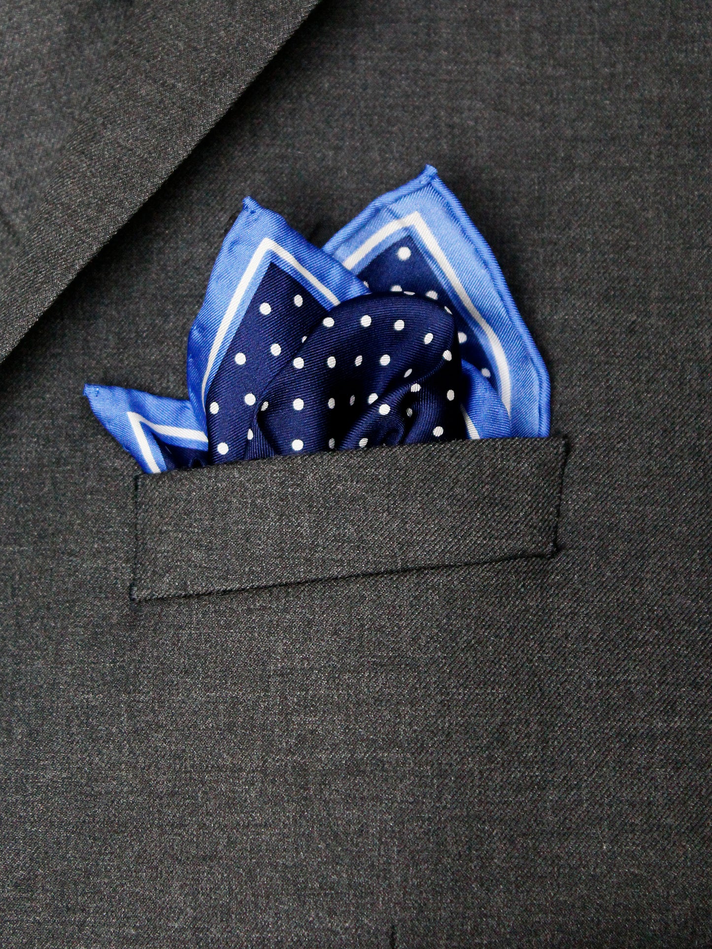 Heritage House Pocket Square 35285 - Polka Dot - Navy/White