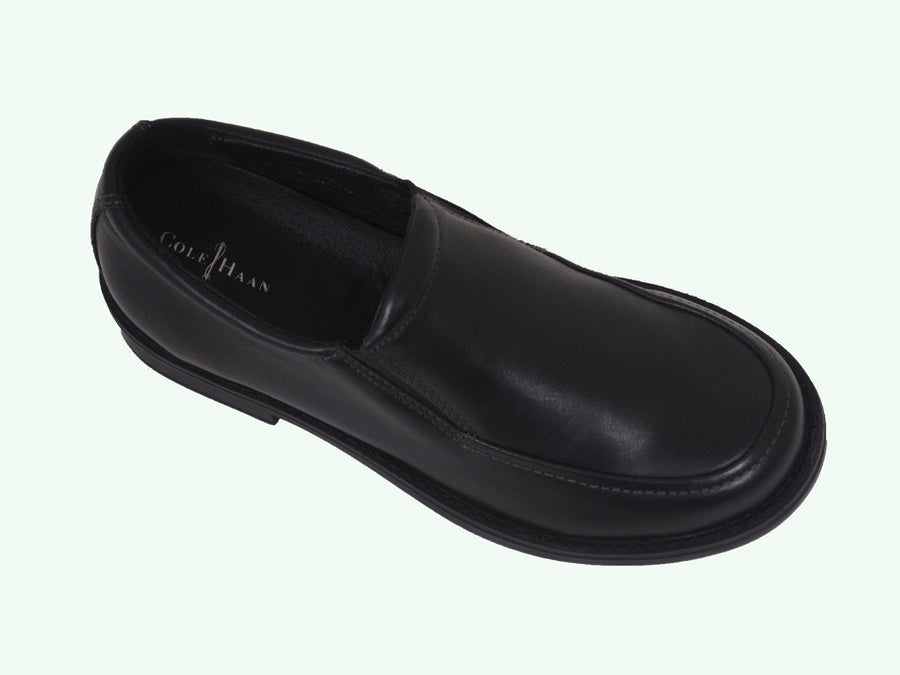 Cole Haan 13922 100% Leather Upper Boy's Shoe - Moc Toe - Black