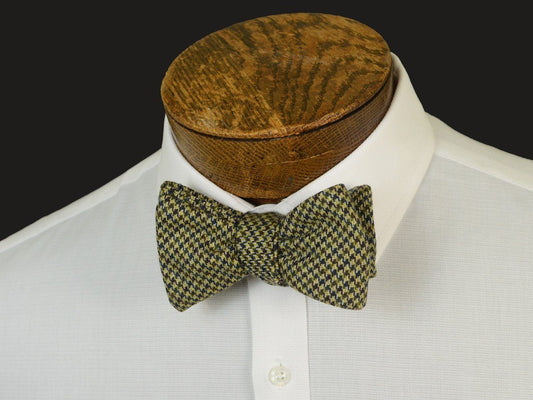 Boy's Tie 20904 Tan/Burgundy Houndstooth Boys Bow Tie High Cotton 