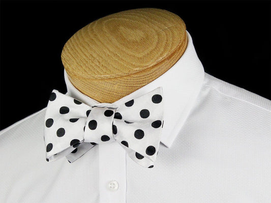 Boy's Bow Tie 24459 White/Black Boys Bow Tie Heritage House 