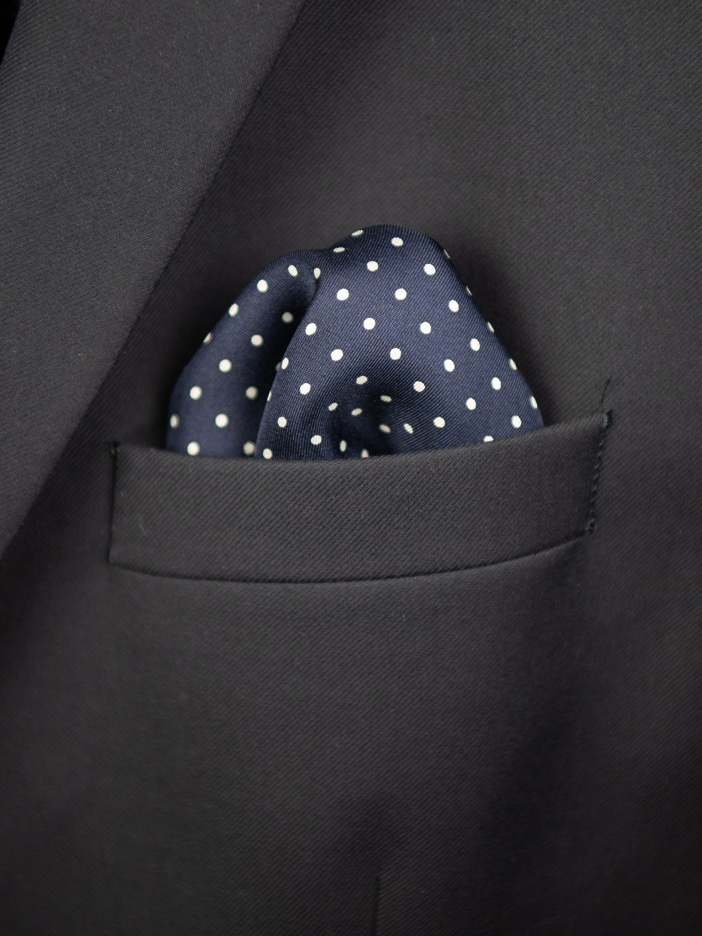 Heritage House Pocket Square 32727 - Dot - Navy/White